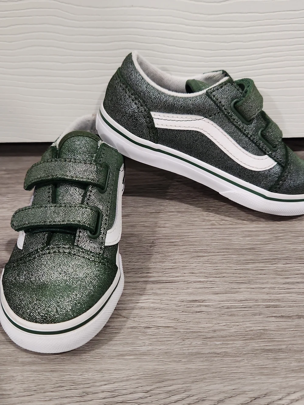 Vans Old Skool V Tinsel Suede Green Glitter Sneakers Shoes Size 10 T Toddler EUC